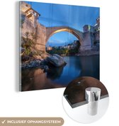 MuchoWow® Glasschilderij 90x90 cm - Schilderij acrylglas - Stari brug in de schemer - Foto op glas - Schilderijen