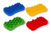 Brush pet+me red, 12 x 6 x 2,5 cm firm silicon/larger animals/ long hair