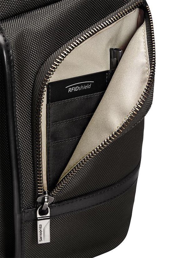 Samsonite gt supreme shop laptop backpack 15.6
