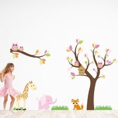 Muursticker boom met dieren jungle meisjeskamer