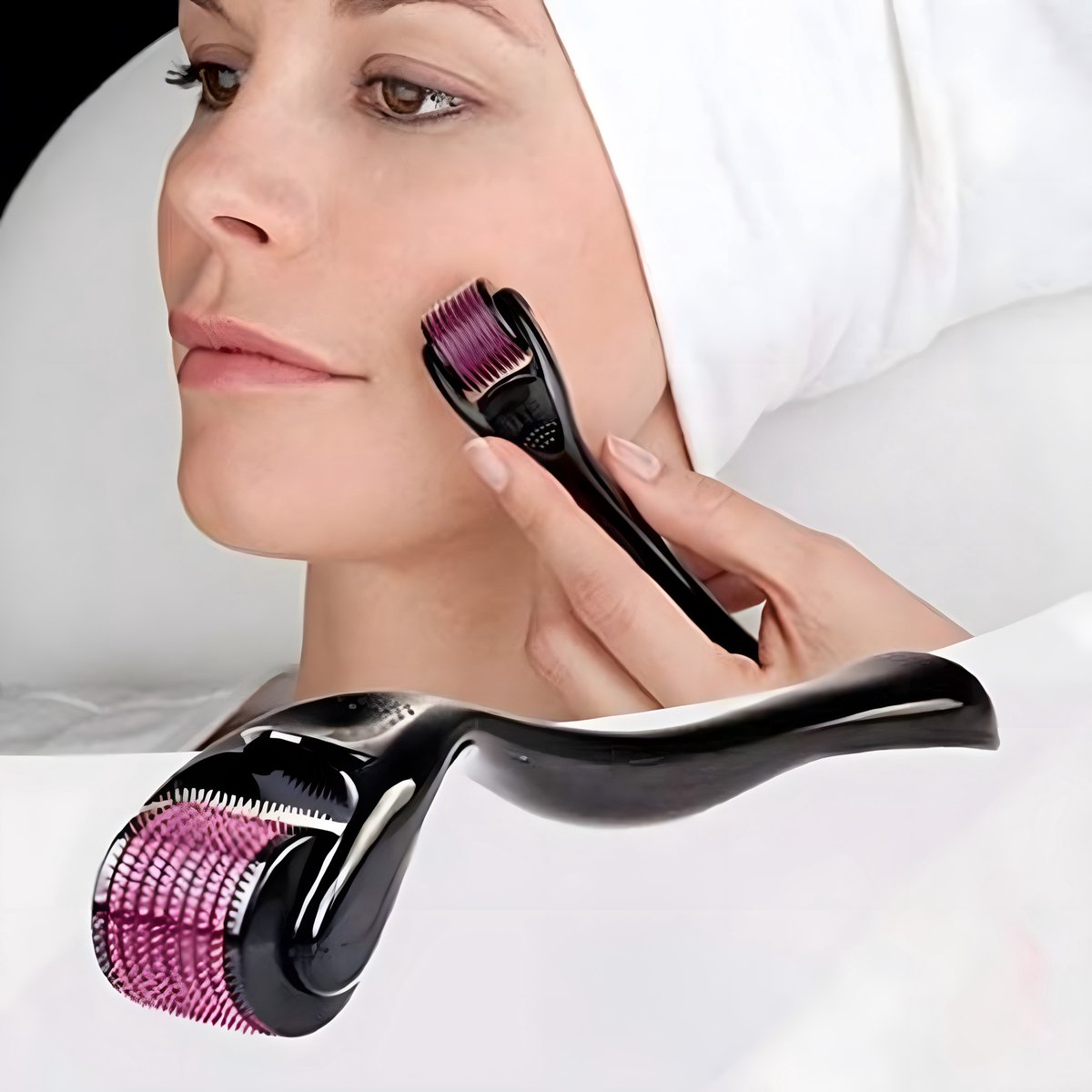 Dermaroller 540 + Hyaluronzuur Serum - 1.0 MM - Huidroller - Microneedling - Dermarolling - Gezichtsroller
