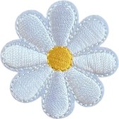 Margriet Bloemetje Strijk Embleem Patch Wit 4 cm / 4 cm / Wit