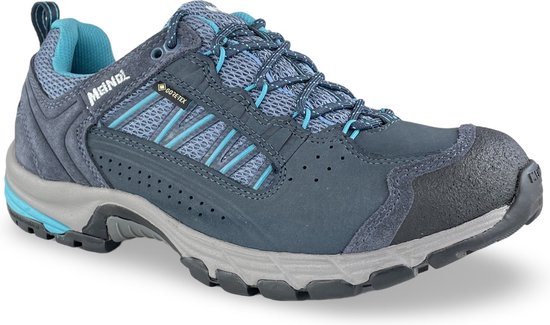 Donkerblauwe lage wandelschoen met turquoise accenten, GORE-TEX logo en veters.