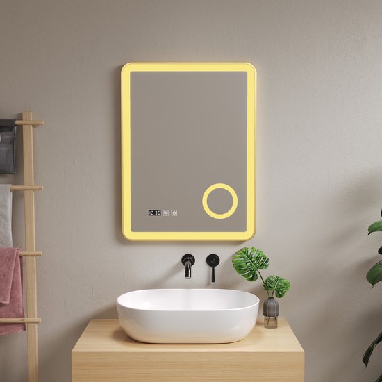Saqu Plain Spiegel met LED verlichting en stopcontact 100x80 cm Saqu Plain Spiegel met LED verlichting en stopcontact 100x80 cm