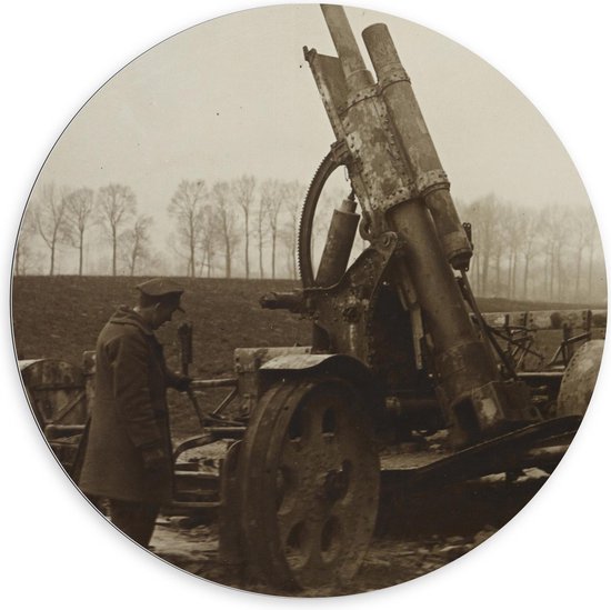 Dibond Wandcirkel - Foto uit de Oorlog met Kanon - 100x100cm Foto op Aluminium Wandcirkel (met ophangsysteem)