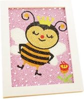 DP Benny Bee met witte lijst 15 x 20 cm