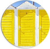 Dibond Wandcirkel - Gele Huisjes bij het Strand - 60x60cm Foto op Aluminium Wandcirkel (met ophangsysteem)