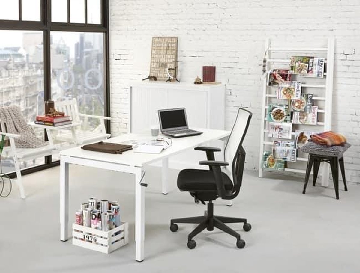 4 poots slinger verstelbaar bureau zit/zit Kubus breed 160CM diep 80CM bladkleur Beuken framekleur Aluminium (RAL9006)