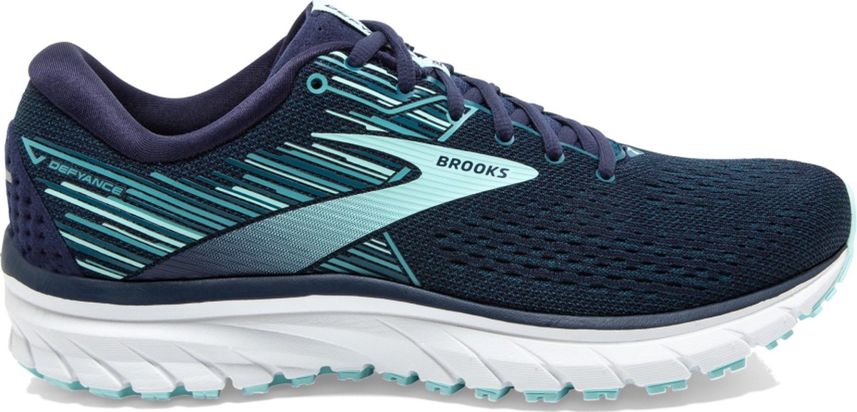 Brooks defyance sales 8 womens green