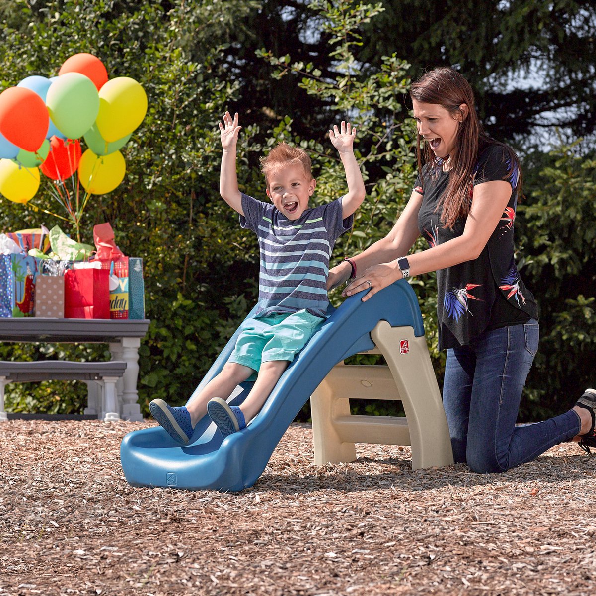 Step2 Play & Fold Jr. Glijbaan in blauw - Opvouwbare glijbaan voor peuter / kind van 1,5 tot 4 jaar - Plastic kinderglijbaan voor de tuin / buiten — afbeelding 3