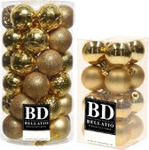 53x stuks kunststof kerstballen goud 4 en 6 cm glans/mat/glitter mix - Kerstversiering/boomversiering