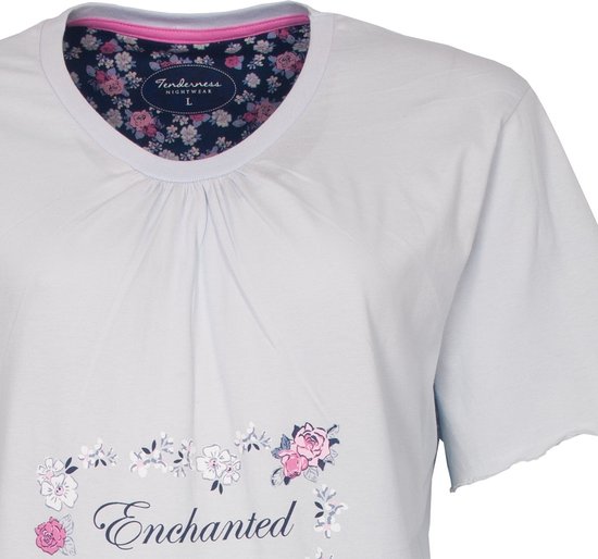 Chemise de nuit bleu clair avec imprimé floral et texte 'Enchanted Garden'