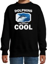 Dieren dolfijnen sweater zwart kinderen - dolphins are serious cool trui jongens/ meisjes - cadeau dolfijn groep/ dolfijnen liefhebber - kinderkleding / kleding 170/176