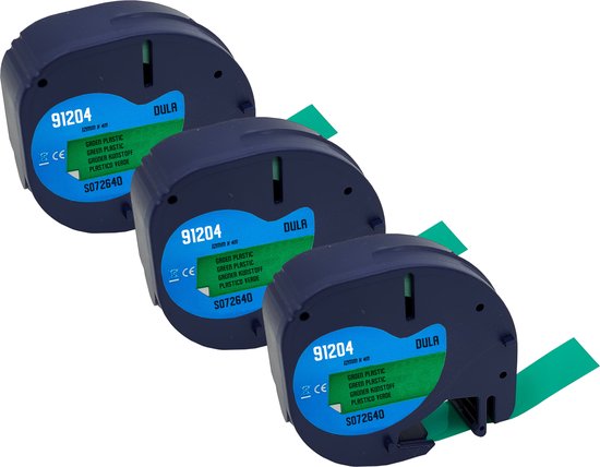 Drie DULA label cassettes met groene plastic tape, 12mm x 4m. Model "91204 S0721640"
