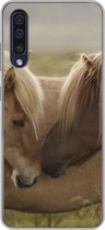 Geschikt voor Samsung Galaxy A50 hoesje - Paarden - Gras - Bruin - Siliconen Telefoonhoesje