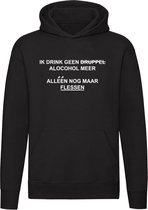 Ik drink geen druppel alcohol meer, alleen nog maar flessen | Unisex | Trui | Sweater | Hoodie | Capuchon | Zwart | Drank | Bier | Wijn | Kroeg | Feest | Festival