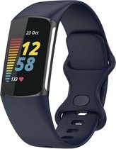 Siliconen Smartwatch bandje - Geschikt voor Fitbit Charge 5 siliconen bandje - donkerblauw - Strap-it Horlogeband / Polsband / Armband - Maat: Maat L