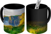 Magische Mok - Foto op Warmte Mok - Ierse bloemen op de Kliffen van Moher - 350 ML