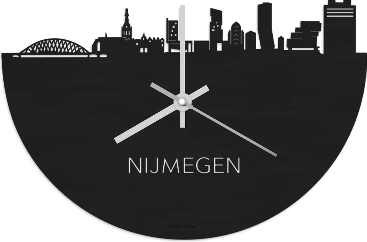 Skyline Klok Nijmegen Zwart hout - Ø 40 cm - Stil uurwerk - Wanddecoratie - Meer steden beschikbaar - Woonkamer idee - Woondecoratie - City Art - Steden kunst - Cadeau voor hem - Cadeau voor haar - Jubileum - Trouwerij - Housewarming - WoodWideCities