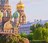 Sint-Petersburg in bloei bij de Orthodoxe kerk Spas na Krovi - Fotobehang (in banen) - 450 x 260 cm