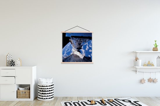 Navette spatiale en orbite autour de la terre affiche école lattes plates vierges 90x90 cm - Tirage photo sur affiche textielposter (décoration murale salon / chambre)