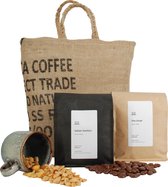 Koffiebonen Koffie Cadeaupakket - Nootjes, Chocolade koffieboontjes en een koffiekop - met koffiebonen van Verse Maling