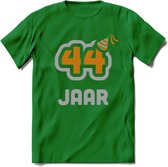 44 Jaar Feest T-Shirt | Goud - Zilver | Grappig Verjaardag Cadeau Shirt | Dames - Heren - Unisex | Tshirt Kleding Kado | - Donker Groen - M