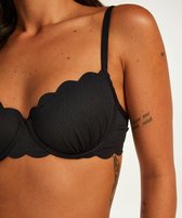 Hunkemöller Dames Badmode Voorgevormde bikinitop met beugel Scallop - Zwart - maat E75