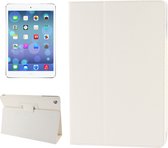 Apple iPad Pro 9.7 (2016) Hoes - Mobigear - Classic Serie - Kunstlederen Bookcase - Wit - Hoes Geschikt Voor Apple iPad Pro 9.7 (2016)