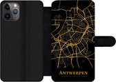 Bookcase Geschikt voor iPhone 11 Pro Max telefoonhoesje - Antwerpen - Kaart - Gold - Met vakjes - Wallet case met magneetsluiting