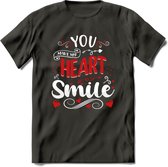 You Make My Heart Smile - Valentijn T-Shirt | Grappig Valentijnsdag Cadeautje voor Hem en Haar | Dames - Heren - Unisex | Kleding Cadeau | - Donker Grijs - M