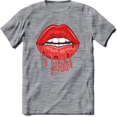 Love You Lips - Valentijn T-Shirt | Grappig Valentijnsdag Cadeautje voor Hem en Haar | Dames - Heren - Unisex | Kleding Cadeau | - Donker Grijs - Gemaleerd - M