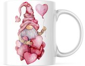 Valentijn Mok met tekst: gnome in hartjes | Valentijn cadeau | Valentijn decoratie | Grappige Cadeaus | Koffiemok | Koffiebeker | Theemok | Theebeker