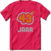 43 Jaar Feest T-Shirt | Goud - Zilver | Grappig Verjaardag Cadeau Shirt | Dames - Heren - Unisex | Tshirt Kleding Kado | - Roze - XL