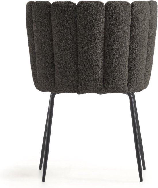 Kave Home - Stoel Aniela stoel van zwarte schapenvacht en metaal met zwarte afwerking