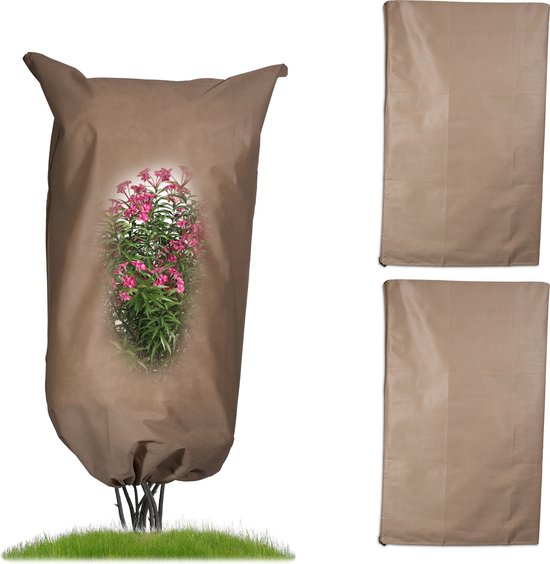 Bruine plantenhoes met roze bloemen en twee losse hoezen.