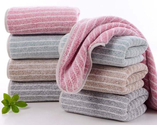 Coral Velvet handdoekenset, 1 badhanddoek 70x140cm en 2 handdoeken 35x75cm, vergroot uw ervaring met stijl en ongeëvenaarde zachtheid in de badkamer (roze)