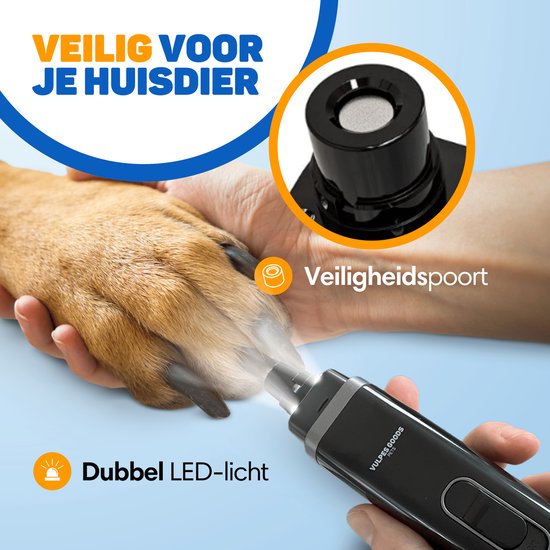 Close-up van een hondentrimmer met LED-licht die op de poot van een hond wordt gebruikt. 'Veiligheidspoort' staat aangegeven.