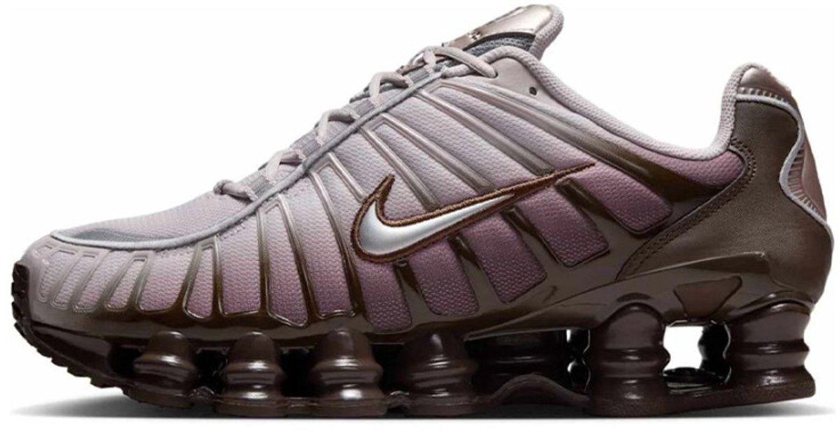 Nike Shox TL Sneakers � Zie Foto’s