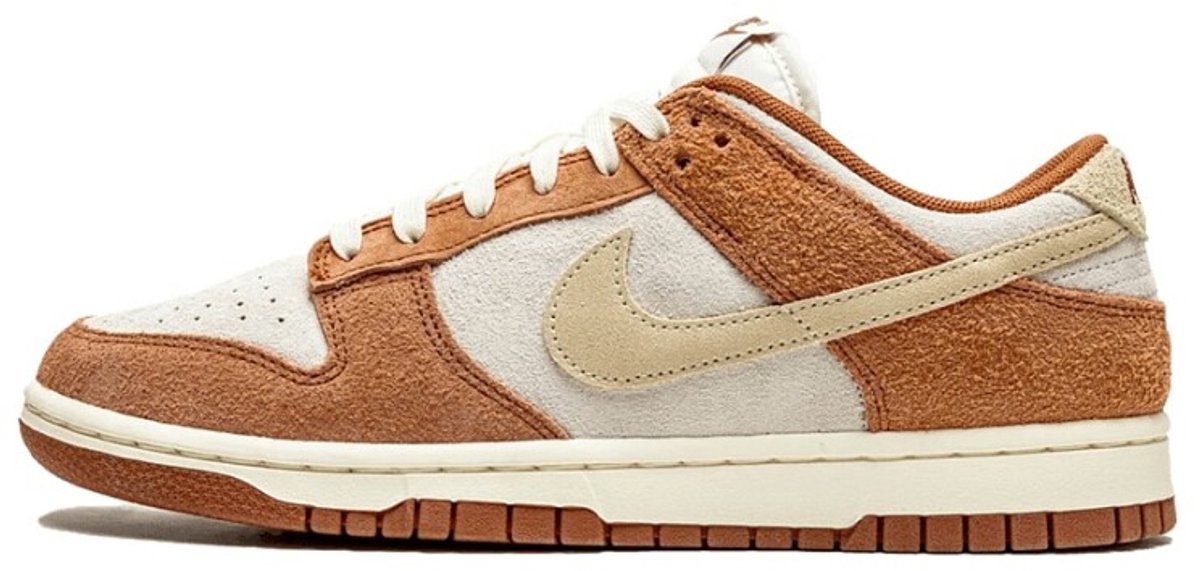 Nike Dunk Low PRM 'Medium Curry' maat