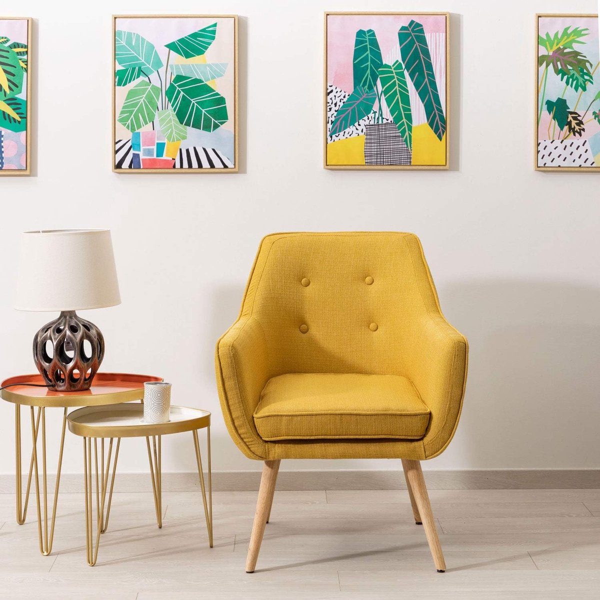 Luxe Okergele Suède Design Fauteuil 65 x 65 x 85 cm – Comfortabele Gestoffeerde Armstoel voor Woonkamer, Slaapkamer, Hal & Lounge Interieur