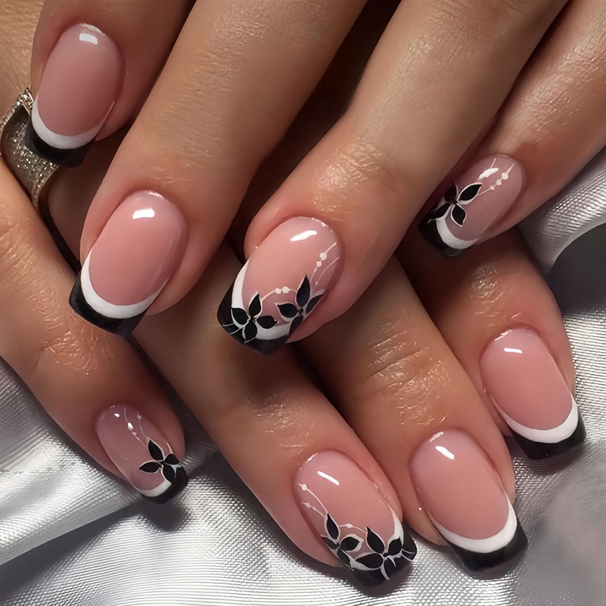 Dailygoods - Set van 24 Middelgrote Vierkante Nagelstickers voor Creatieve Nagelstyling