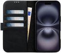 Zwarte lederen book case open met iPhone 16 erin, kaarthouders en geldvak zichtbaar.