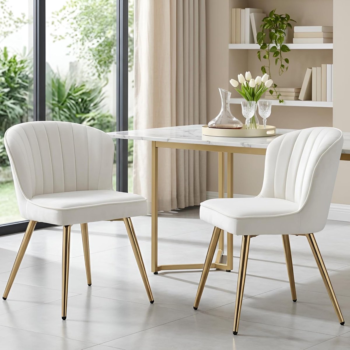 Veloura Luxe Fluwelen Eetkamerstoelen Set van 2 – Moderne Gestoffeerde Velvet Dining Stoelen met Gouden Metalen Poten, Ergonomische Rugleuning, Beige, 54 x 55,3 x 76 cm