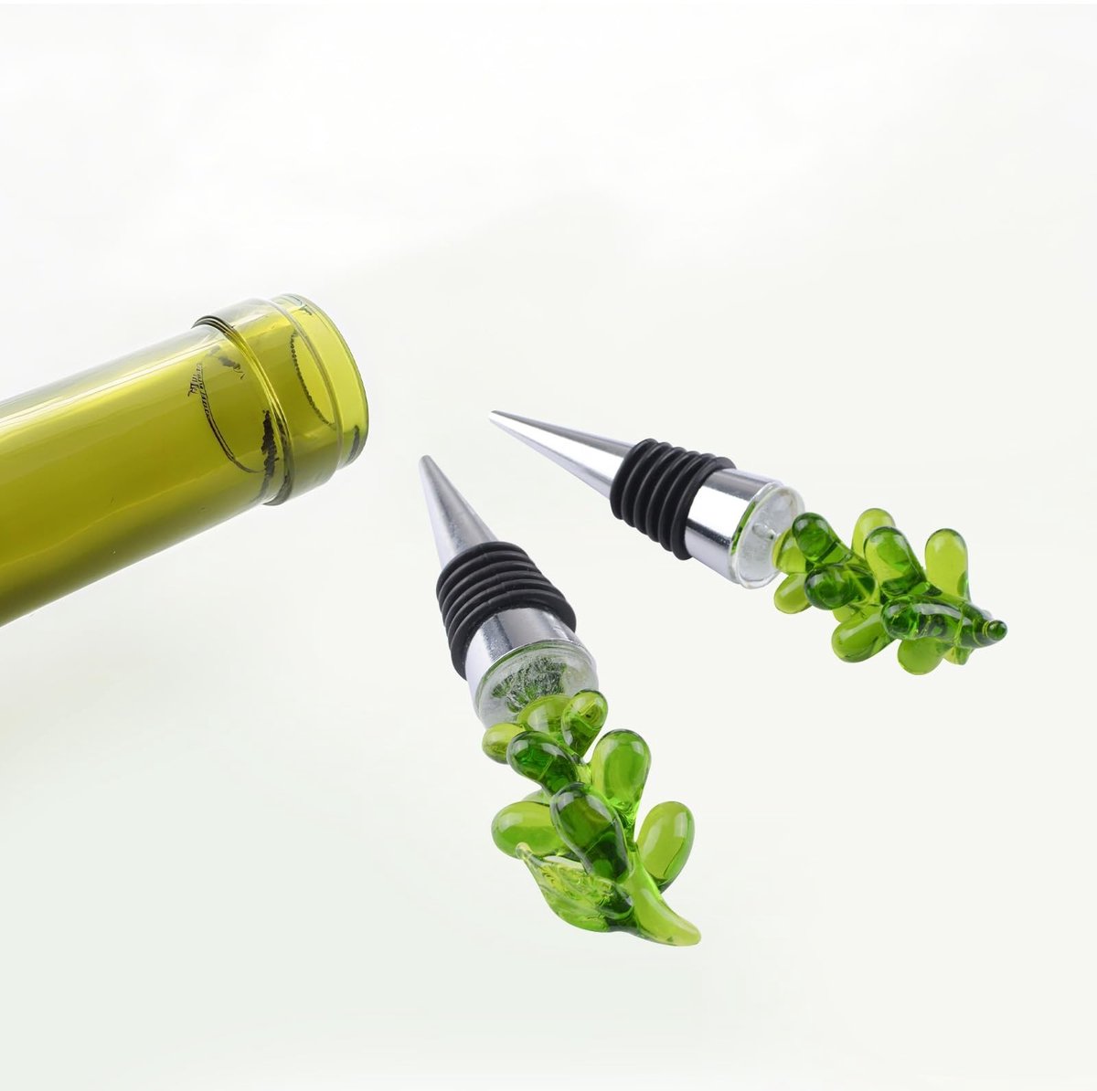 Dailygoods- Wijnstopper - 2 stuks - Aardbeivormige Flessenstop - Zinklegering/Siliconen - Groen/Zilver - Speels Druiventrosontwerp - Wijnkurk
