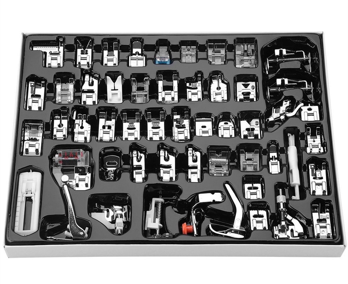 Dailygoods- Naaivoetset 52-delig - Professionele Naaivoetaccessoires - Multifunctionele Naaimachine Onderdelen - Voor Singer en Huishoudelijke Naaimachines - Compacte Verpakking - Gemaakt van Metaal en Kunststof - Naaimachine Accessoires
