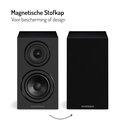 Zwarte Wharfedale Diamond 12.1i boekenplankspeaker, met en zonder magnetische stofflap.