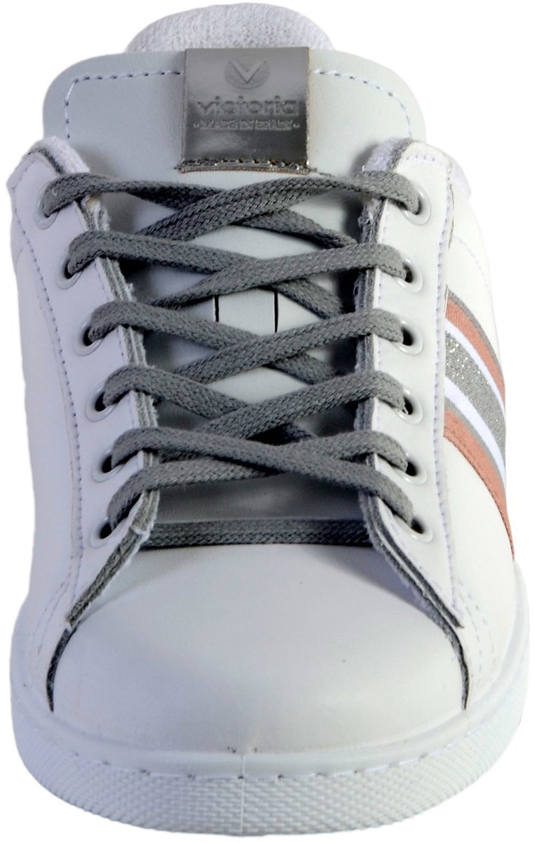 Sneakers 1
