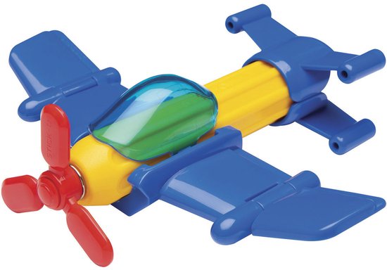 Blauw vliegtuig speelgoed met gele romp, rode propeller, blauwe vleugels en transparant cockpit.