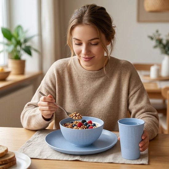 Blauw camping servies dames en heren 3 delige servies set met bord kom en beker lichtgewicht PP tafelgerei voor kamperen picknick outdoor reizen en dagelijks gebruik — afbeelding 4